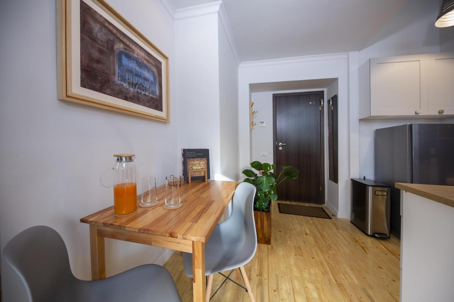 Athenaeum Spacious& Cozy 1Br Prime Location W Balcony Букурещ Екстериор снимка