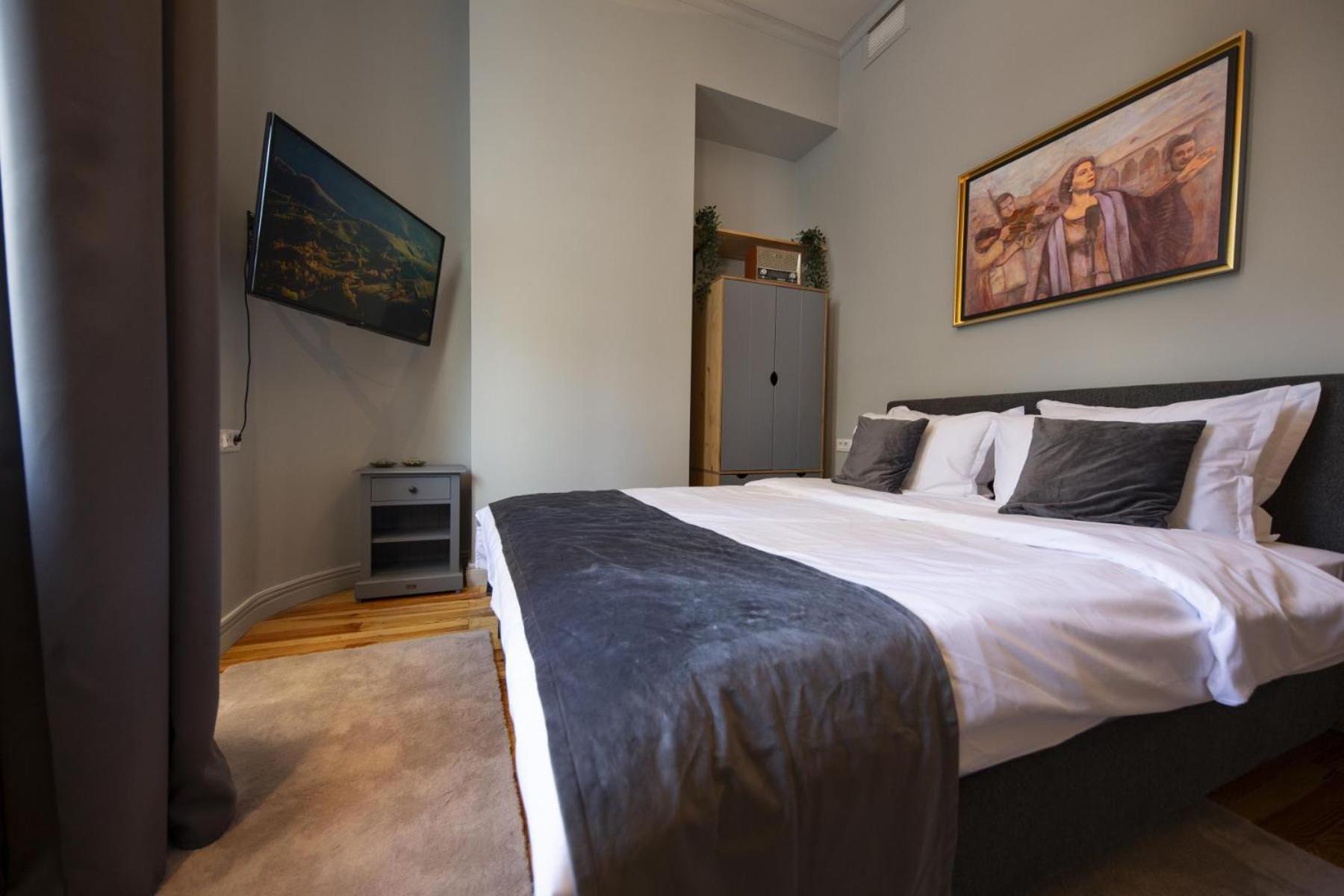 Athenaeum Spacious& Cozy 1Br Prime Location W Balcony Букурещ Екстериор снимка
