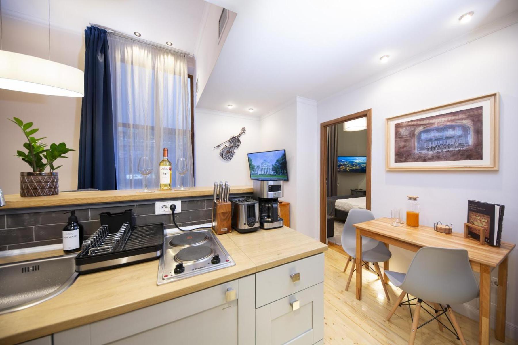 Athenaeum Spacious& Cozy 1Br Prime Location W Balcony Букурещ Екстериор снимка